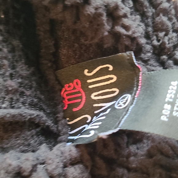 2 Tops!! Girls Hooded Sequins fuzzy Sweaters Size XL - Picture 8 of 8